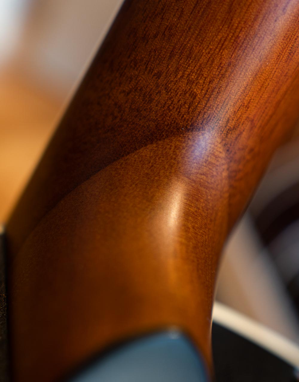 Электроакустическая гитара Ovation Applause AE44II-4S Elite Mid Cutaway Natural Satin - купить в "Гитарном Клубе"