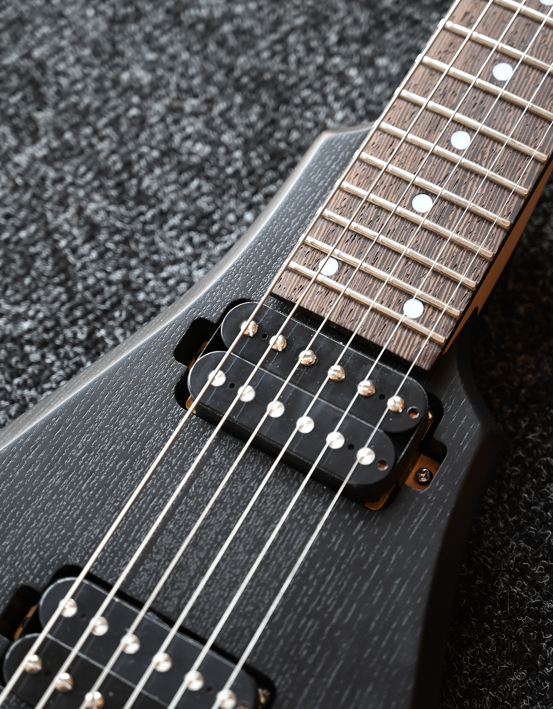 Электрогитара Inspector Varm Black - купить в "Гитарном Клубе"