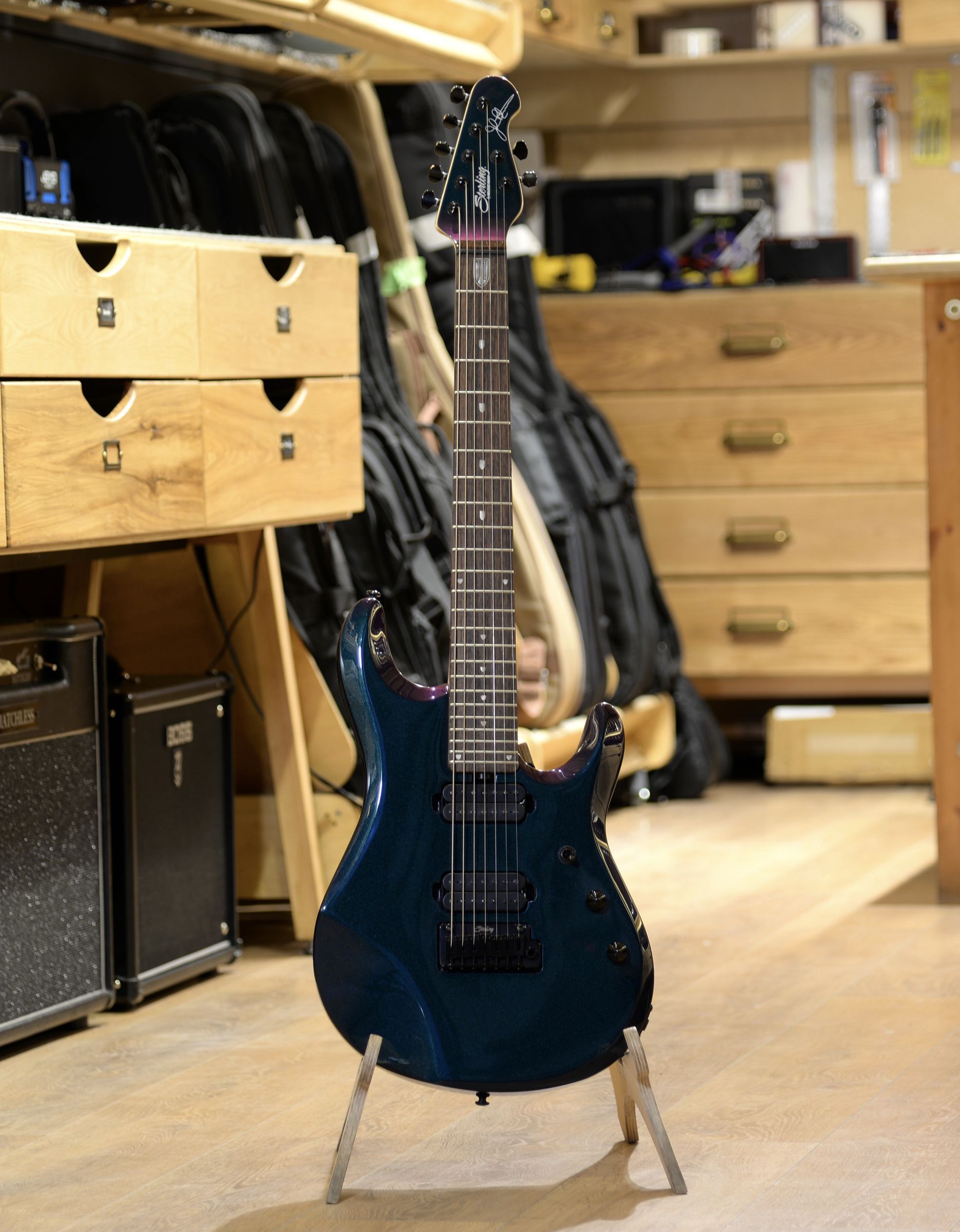 Электрогитара Sterling JP70 Signature Mystic Dream 7 - купить в "Гитарном Клубе"
