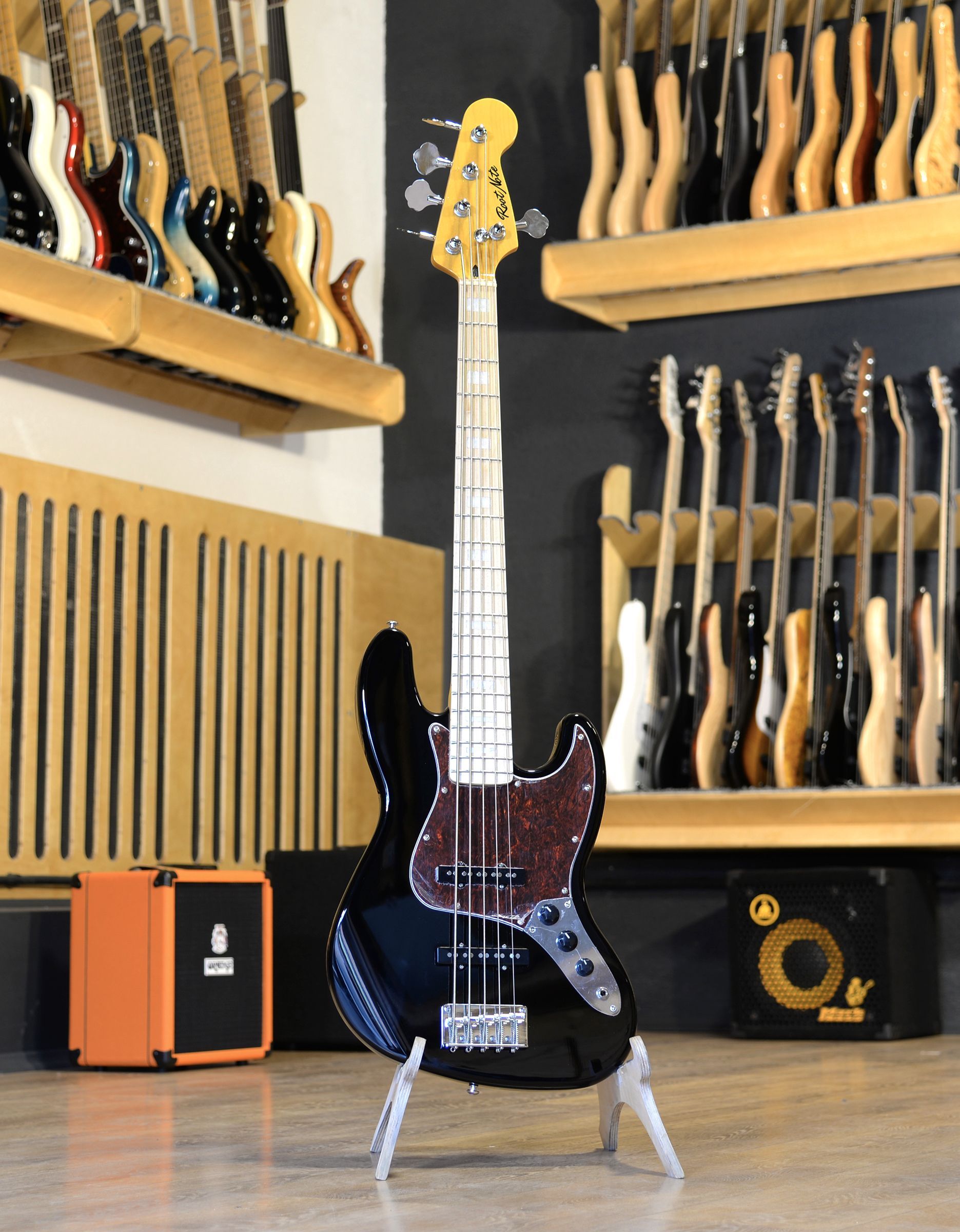 Бас-гитара Root Note JB001V-BLK - купить в "Гитарном Клубе"