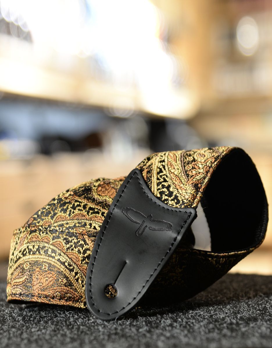 Ремень для гитары PRS Paisley Strap, Brown - купить в "Гитарном Клубе"