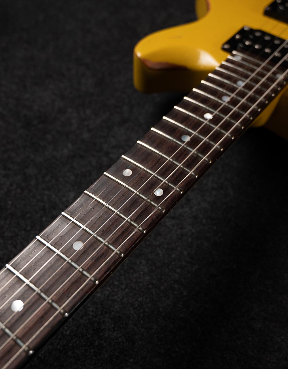 Электрогитара Red Wave TV Yellow  - купить в "Гитарном Клубе"