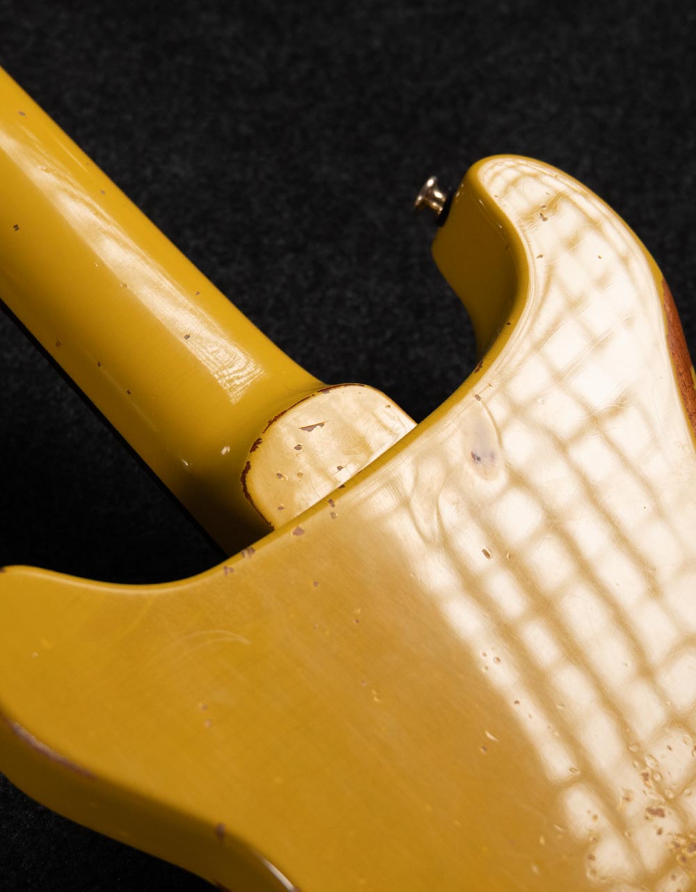 Электрогитара Red Wave TV Yellow  - купить в "Гитарном Клубе"