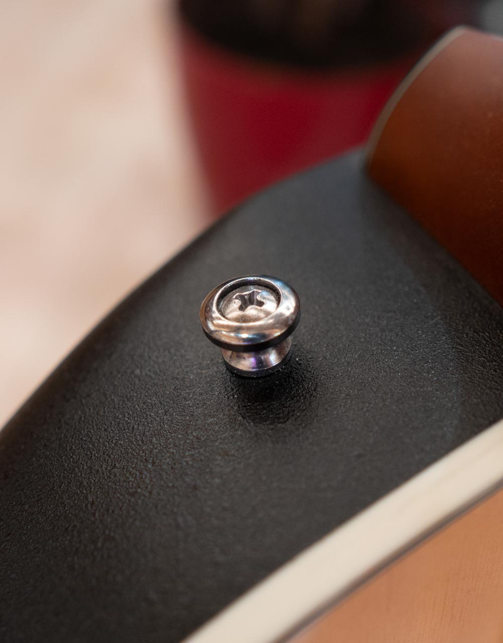 Электроакустическая гитара Ovation CS24-4 Celebrity Standard Mid-Depth Natural - купить в "Гитарном Клубе"