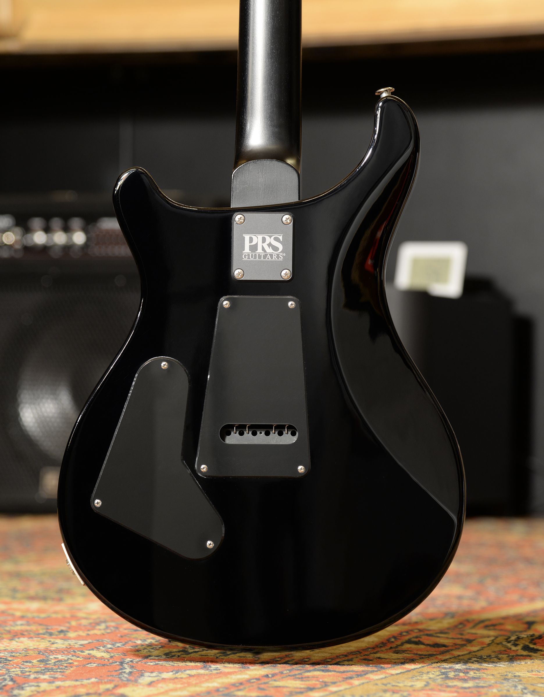 Электрогитара PRS CE24 SEMI-HOLLOW CC BM SMOKEBURST BLACKOUT NECK - купить в "Гитарном Клубе"