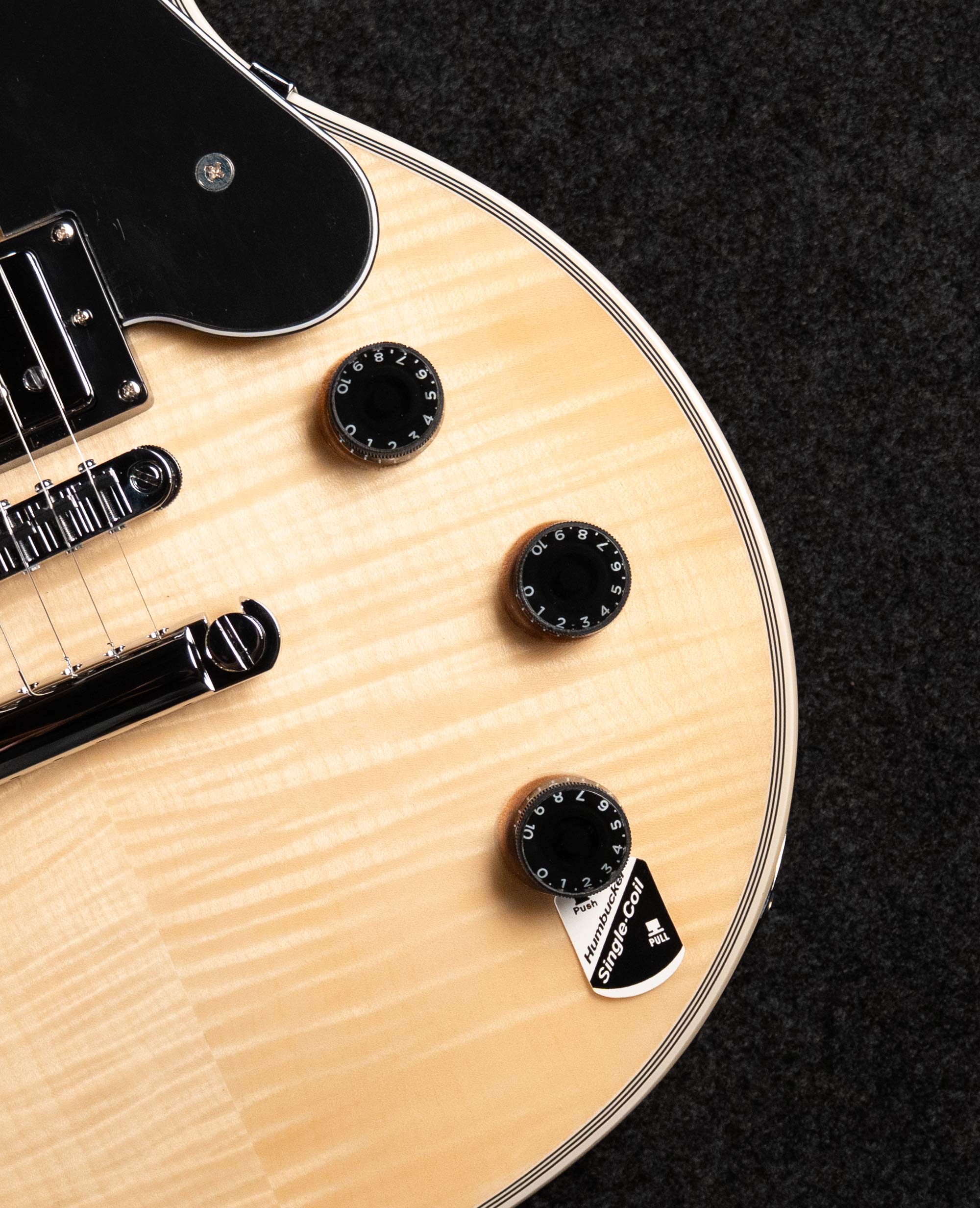 Электрогитара Schecter Solo-II Custom Gnat/Blk - купить в "Гитарном Клубе"