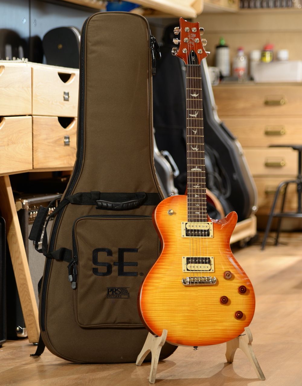 Электрогитара PRS SE 245 VINTAGE SUNBURST - купить в "Гитарном Клубе"