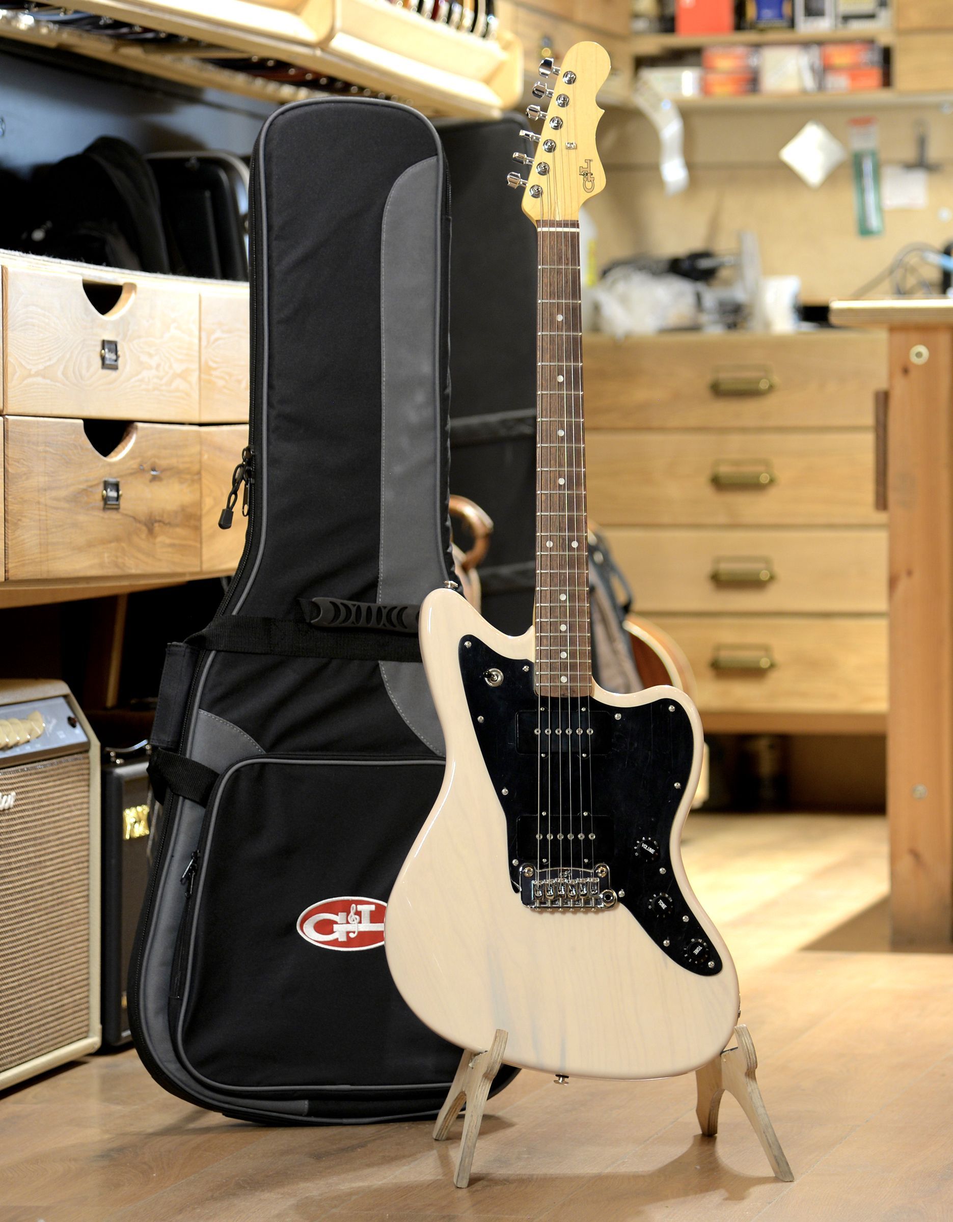 Электрогитара G&L FD Doheny Blonde CR - купить в "Гитарном Клубе"