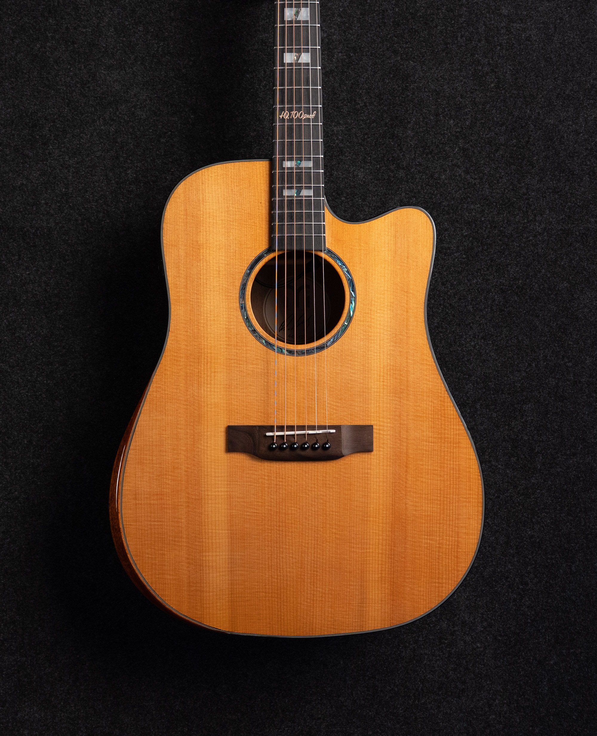 Электроакустическая гитара Ю. Стоянов D STCA - NAT/E - купить в "Гитарном Клубе"