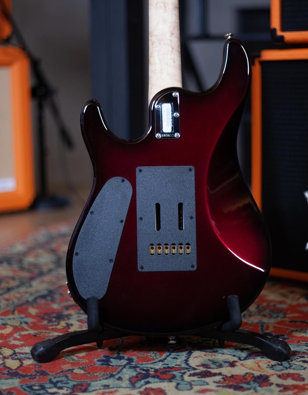 Электрогитара Music Man JP6, именная модель John Petrucci, Pearl Red Burst - купить в "Гитарном Клубе"