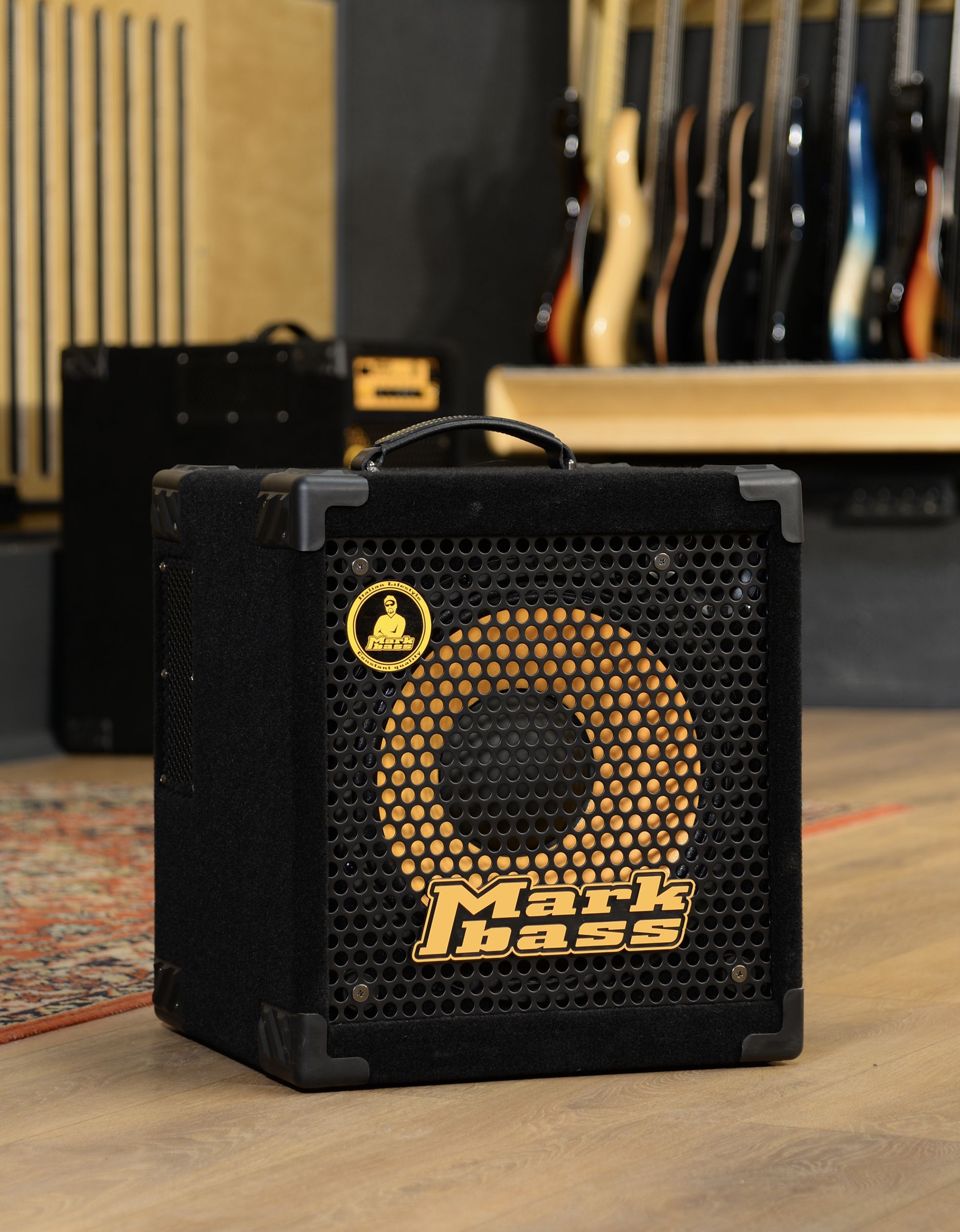 Комбоусилитель для бас-гитары Markbass Mini CMD121P, 1x12", 300Вт - купить в "Гитарном Клубе"