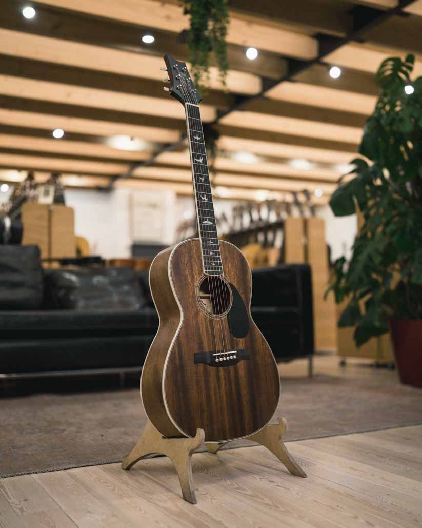 Акустическая гитара PRS SE P20 Parlor Satin Mahagony - купить в "Гитарном Клубе"