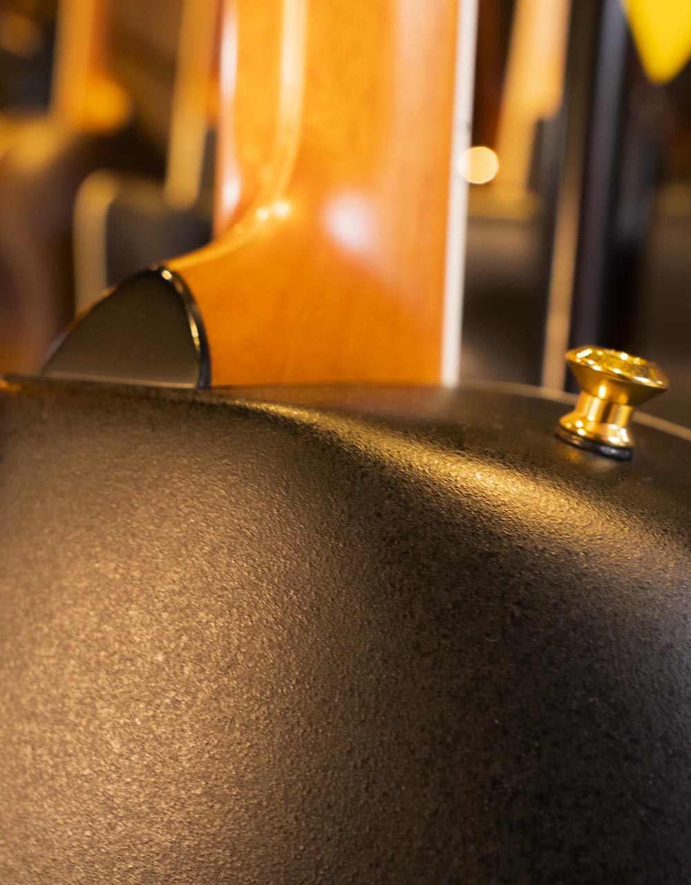 Электроакустическая гитара Ovation C1778LX-5 Custom Elite LX Mid Cutaway - купить в "Гитарном Клубе"