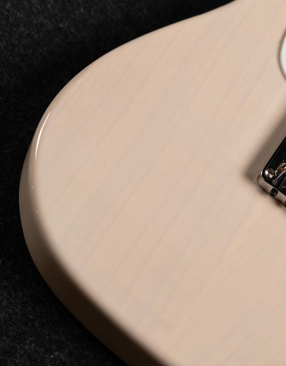 Электрогитара G&L FD ASAT Classic Alnico Blonde CR - купить в "Гитарном Клубе"