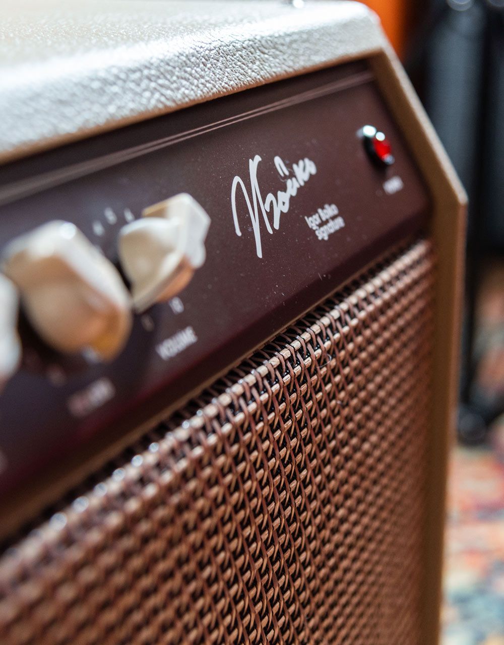 Ламповый комбоусилитель для электрогитары Yerasov Igor Boiko Signature, 1х12" Celestion G12H Anniver - купить в "Гитарном Клубе"