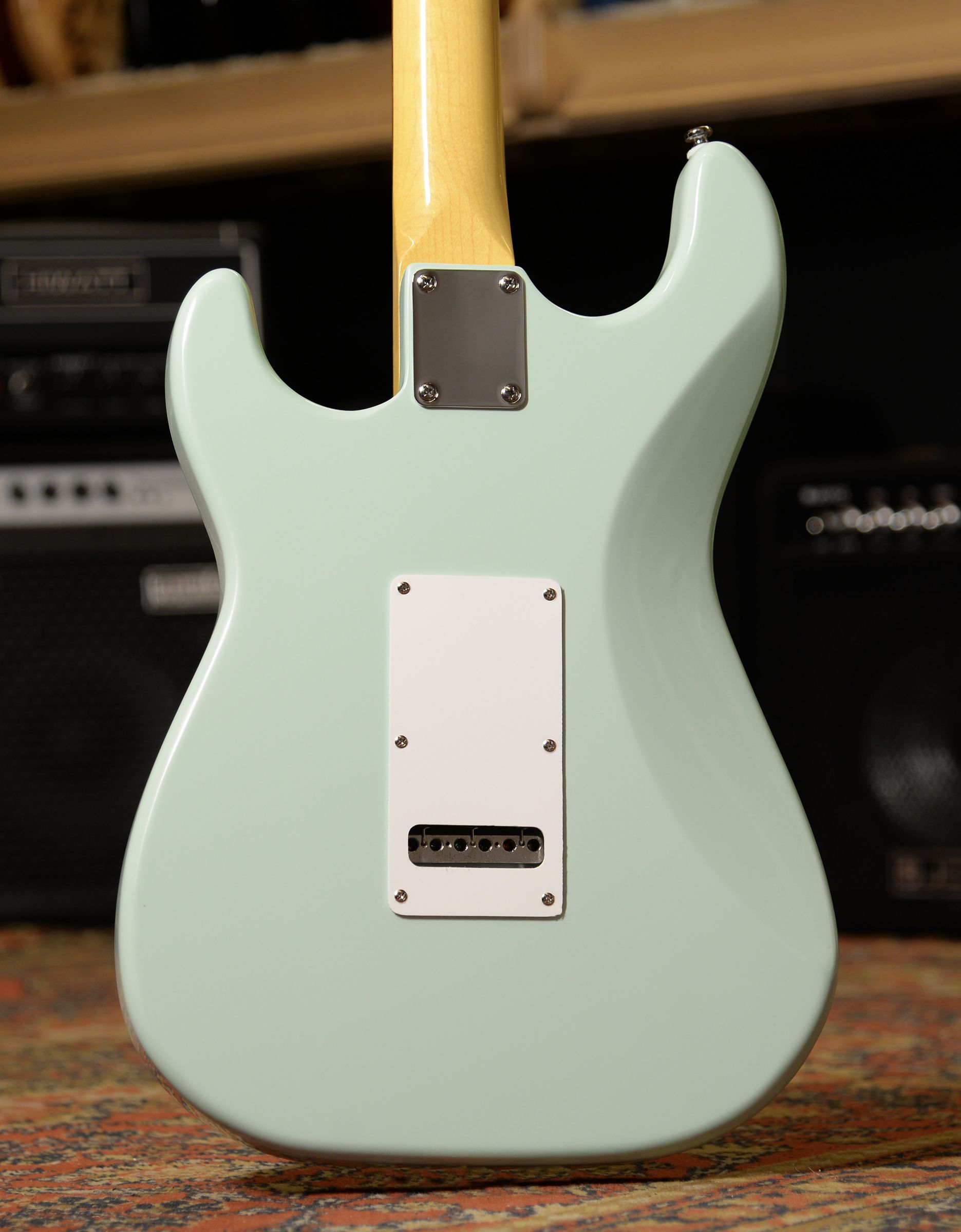 Электрогитара G&L Tribute Legacy Surf Green Jatoba - купить в "Гитарном Клубе"