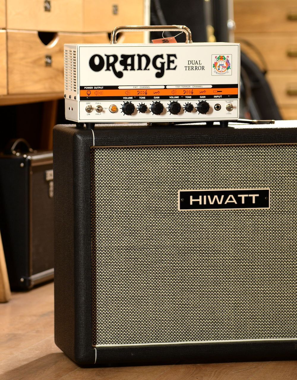Ламповый усилитель для электрогитары Orange DTH30 Dual Terror, 30Вт - купить в "Гитарном Клубе"