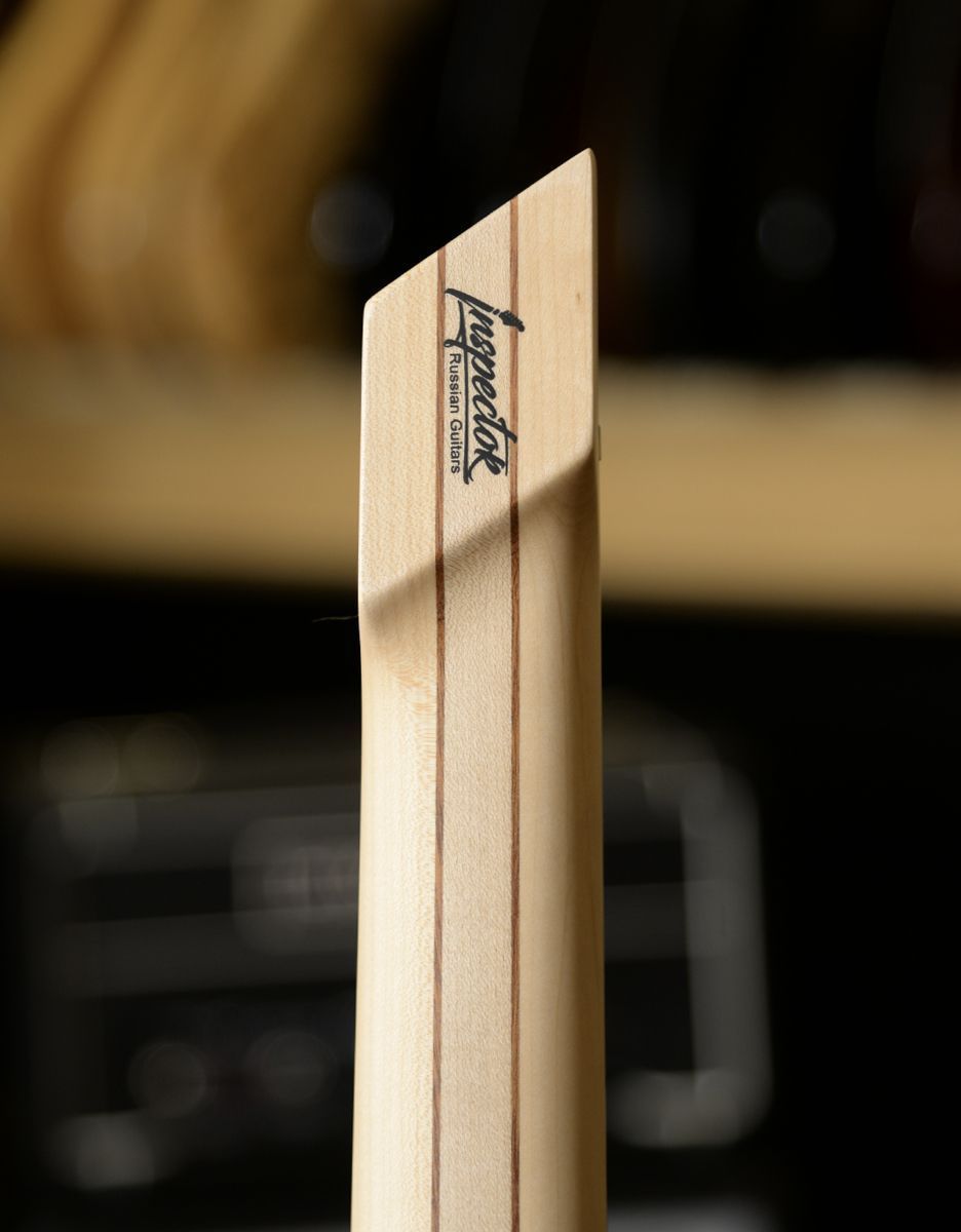 Бас-гитара Inspector Headless BLK - купить в "Гитарном Клубе"