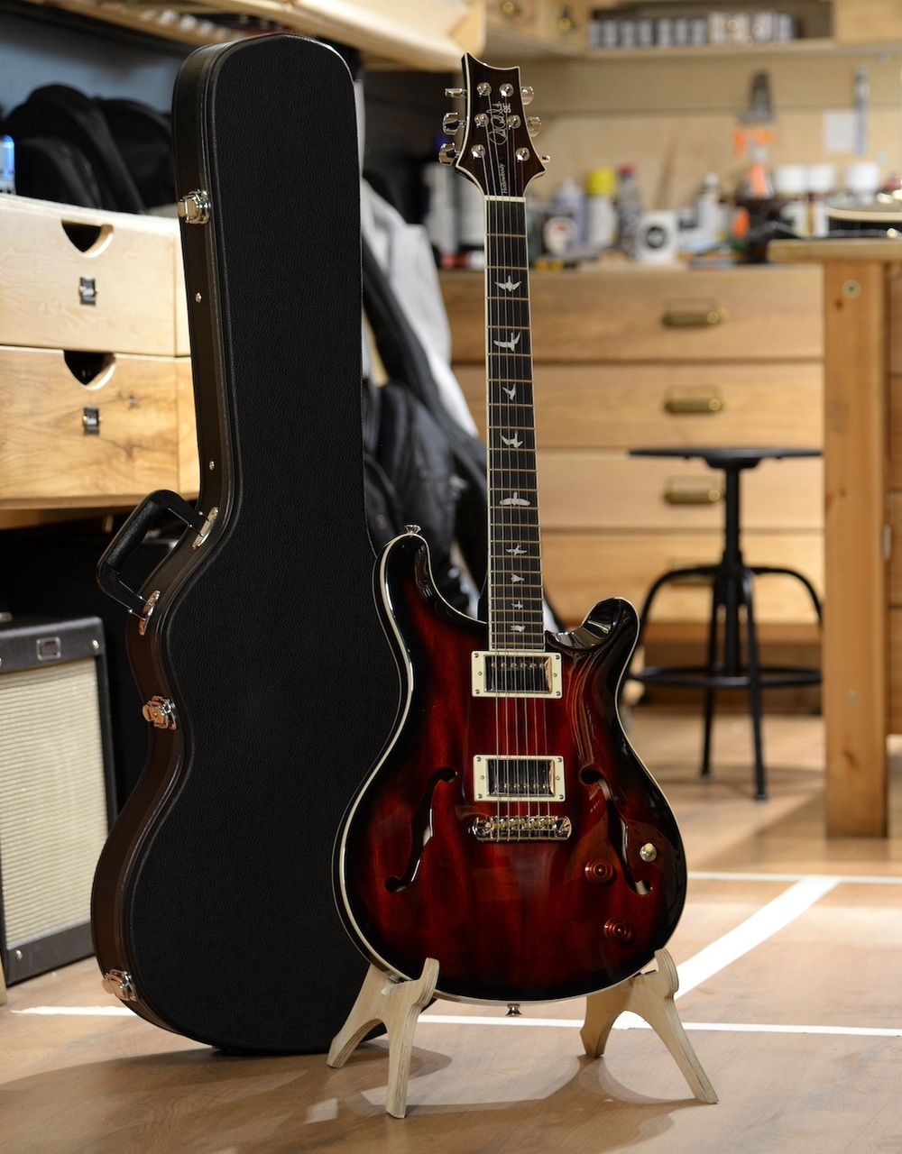 Электрогитара PRS SE HOLLOWBODY STD FIRE RED - купить в "Гитарном Клубе"