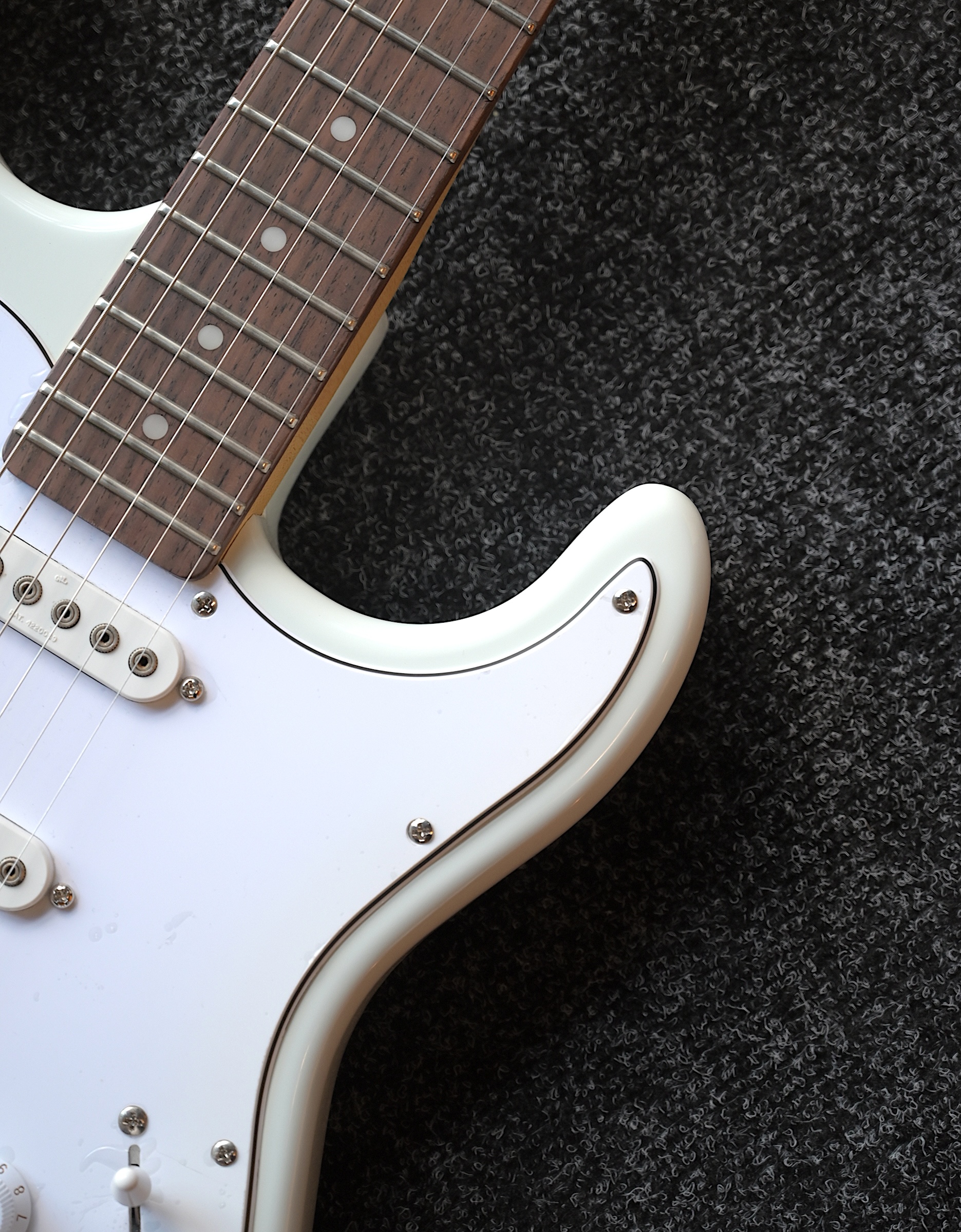 Электрогитара G&L Tribute S-500 Sonic Blue RW Poplar - купить в "Гитарном Клубе"