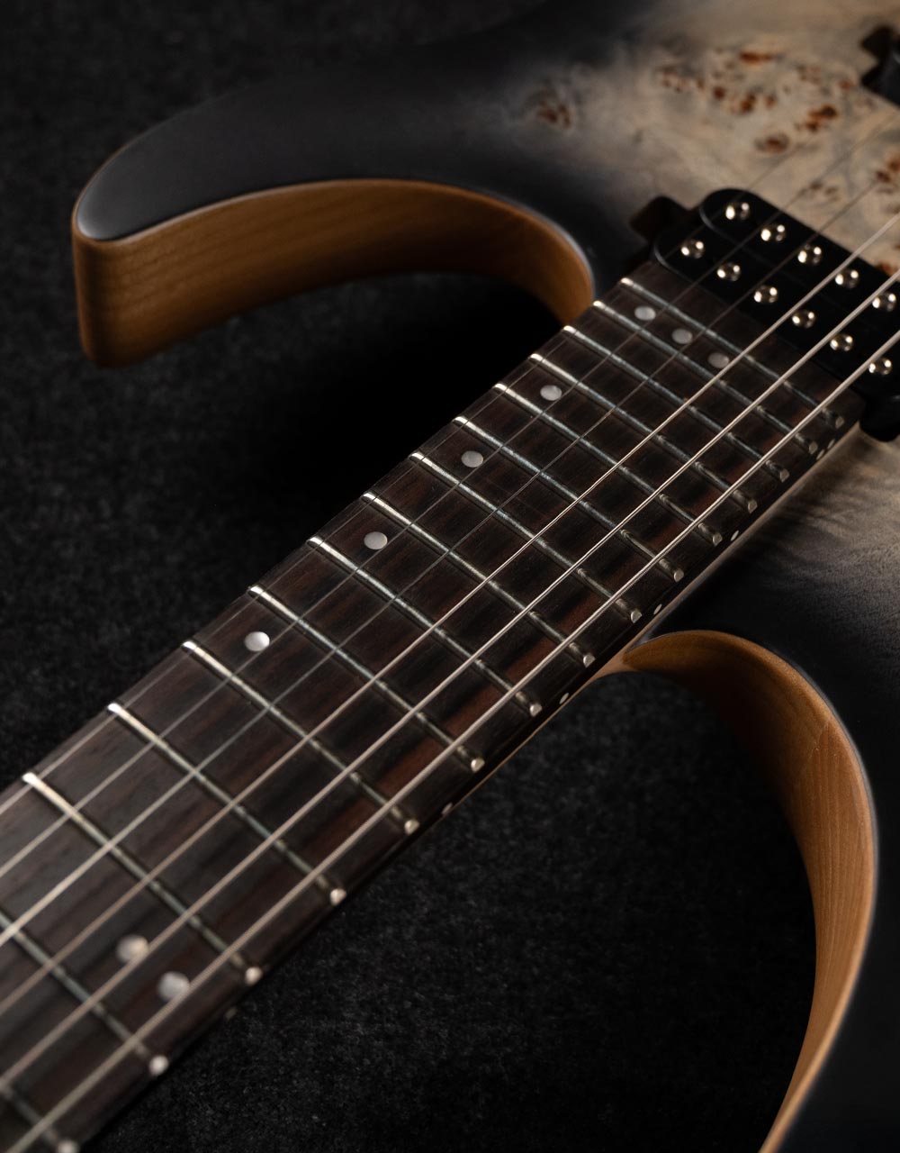 Электрогитара Schecter Reaper-6 Satin Charcoal Burst - купить в "Гитарном Клубе"