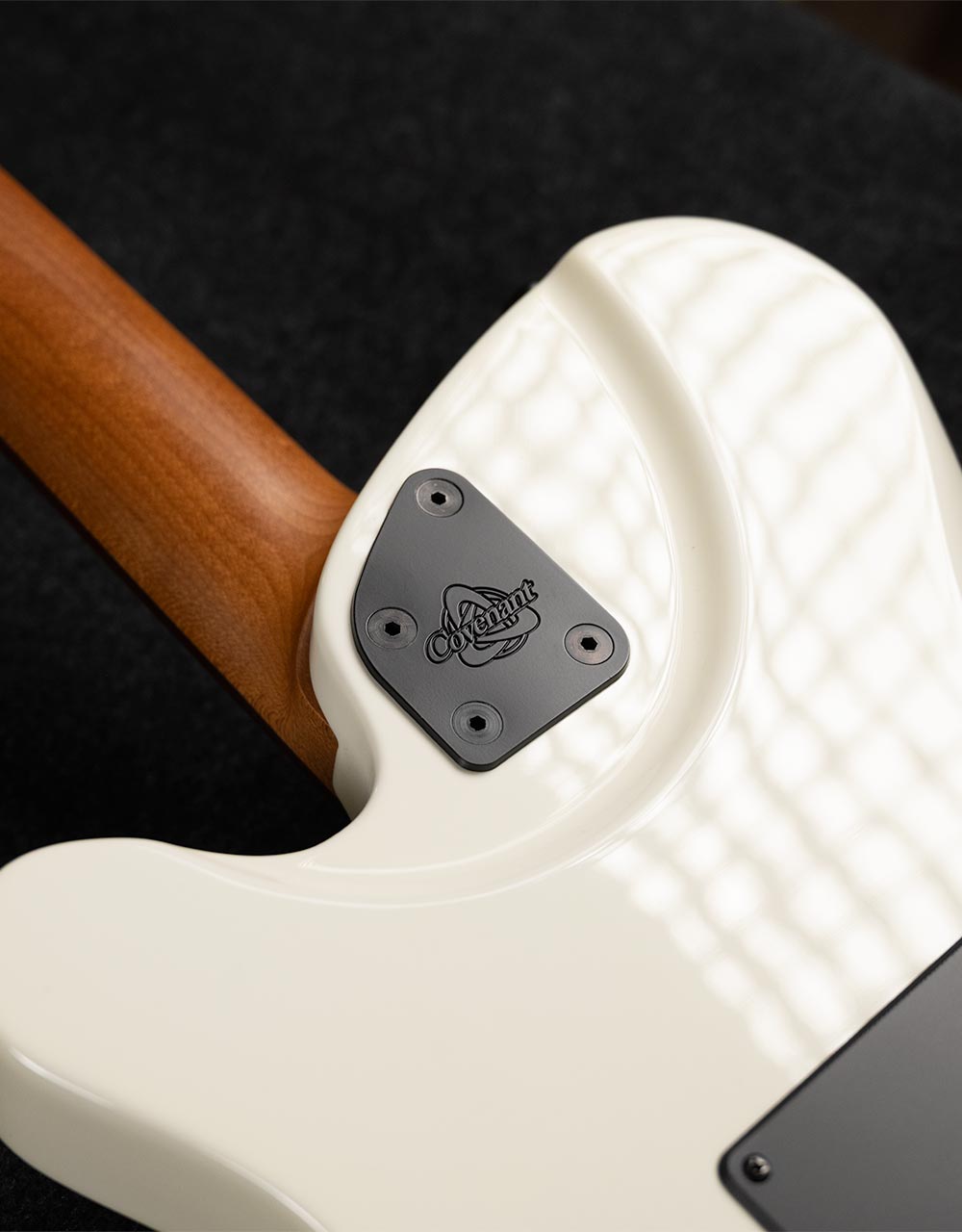 Электрогитара Covenant Custom Model Ate Vw - купить в "Гитарном Клубе"