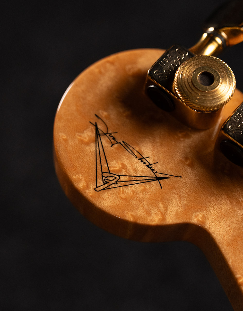 Электрогитара Fender Custom Shop Masterbuilt Yuriy Shishkov Russian Stratocaster Masterbuild Shishko - купить в "Гитарном Клубе"