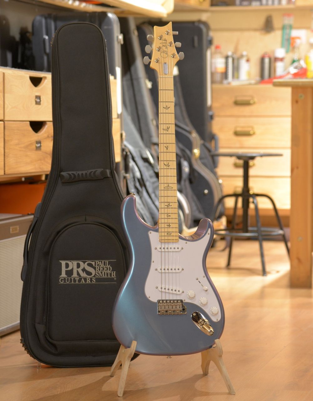 Электрогитара PRS JM SILVER SKY LTD LUNAR ICE MAPLE - купить в "Гитарном Клубе"