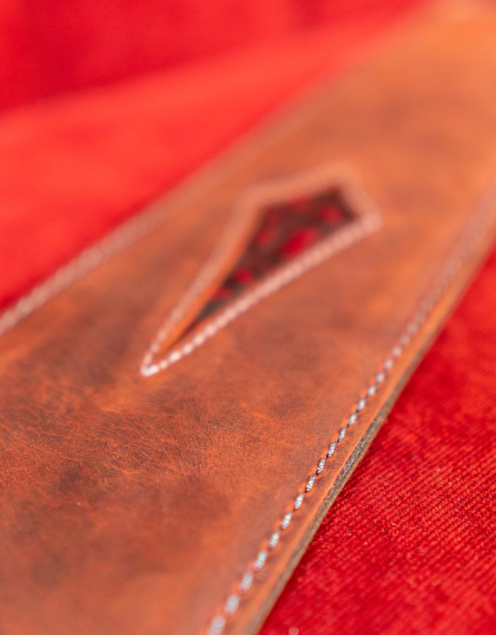 Ремень для гитары Custom Shop - купить в "Гитарном Клубе"