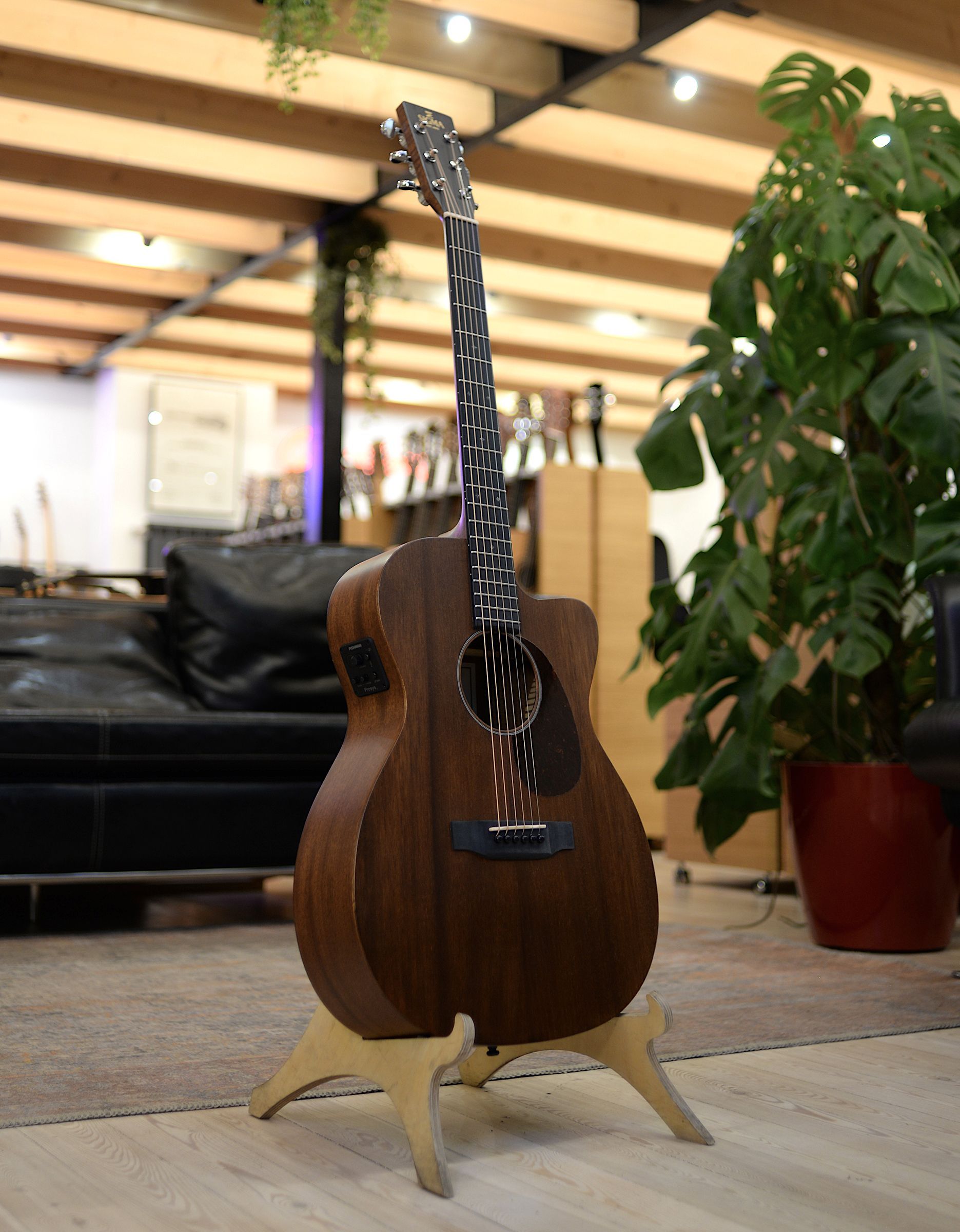 Электроакустическая гитара Sigma 000MC-15E - купить в "Гитарном Клубе"