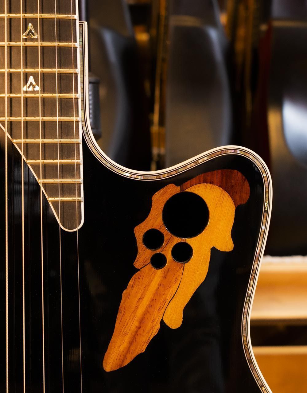 Электроакустическая гитара Ovation C1778LX-5 Custom Elite LX Mid Cutaway - купить в "Гитарном Клубе"