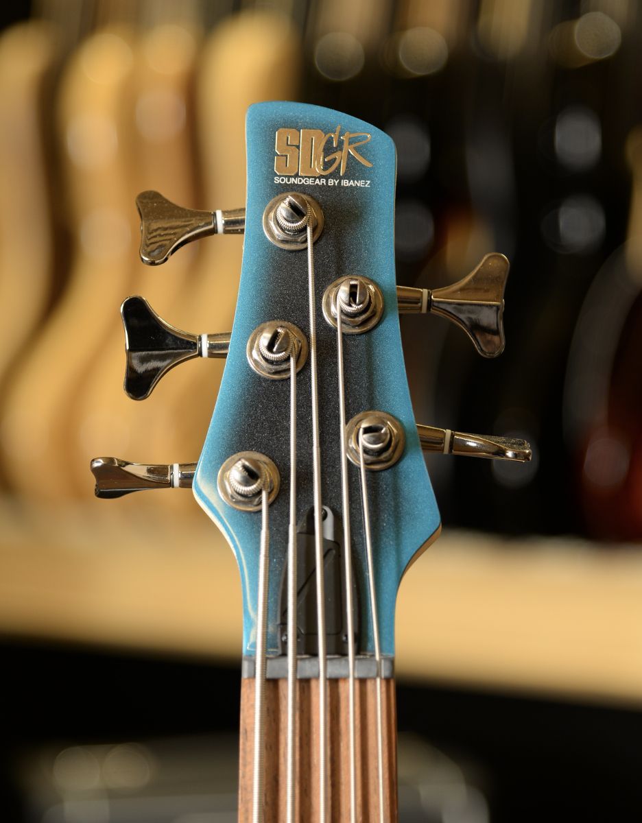 Бас-гитара Ibanez SR305E-CUB, Blue - купить в "Гитарном Клубе"