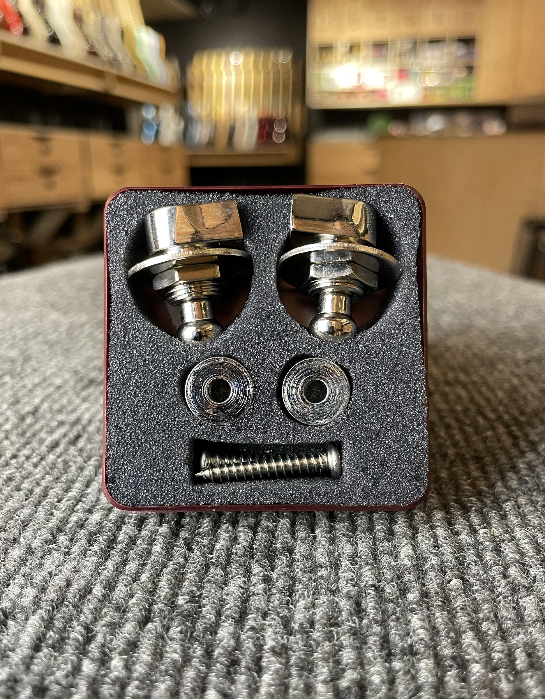 Стреплоки UNIQKEYS STRAPHOLD TYPE S SH-TS-SL - купить в "Гитарном Клубе"