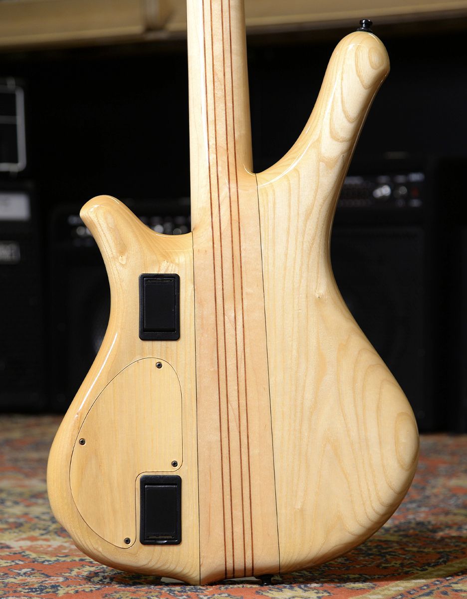 Бас-гитара Mayones Comodous 4 Classic Eye Poplar - купить в "Гитарном Клубе"