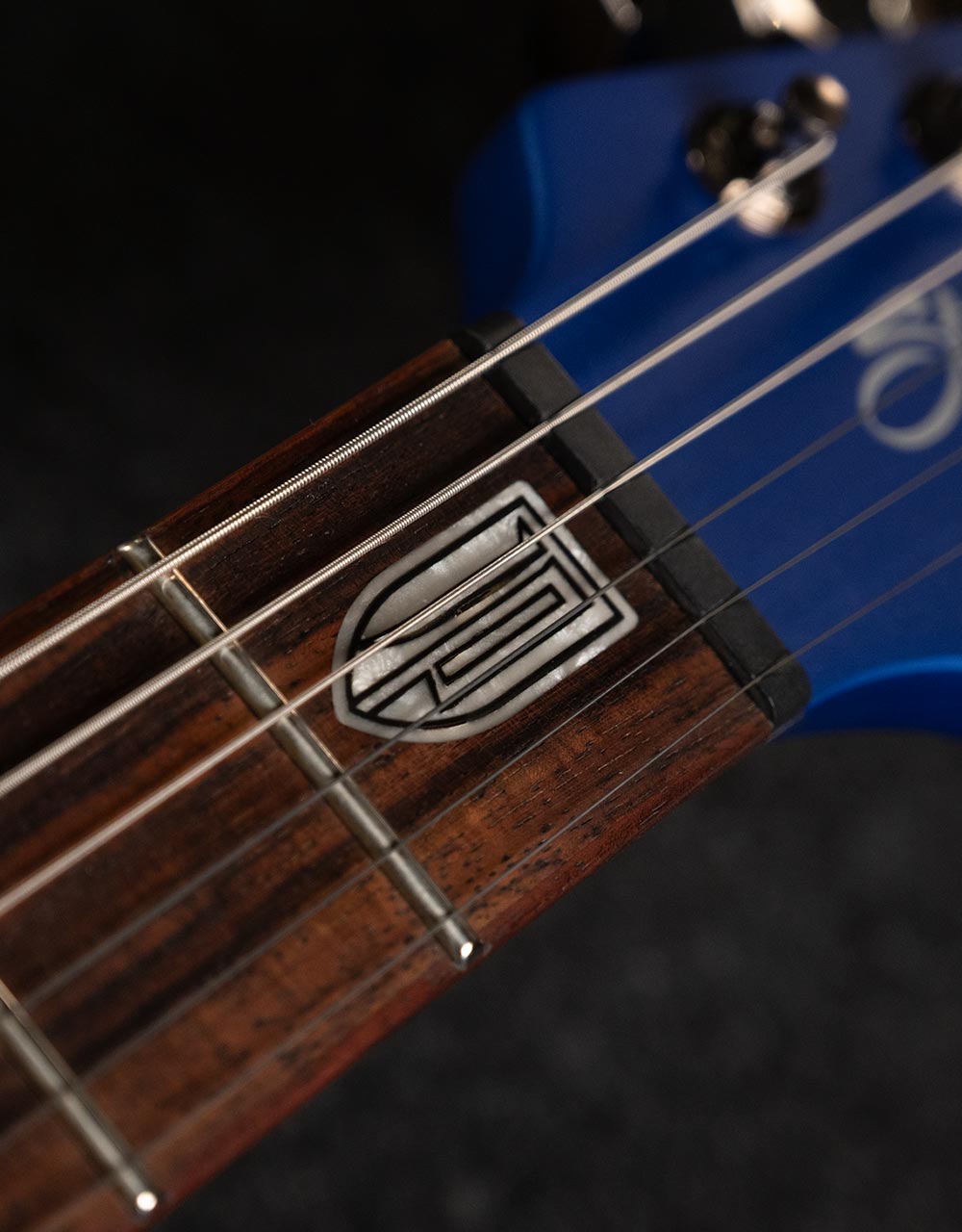Электрогитара Sterling Majesty in Siberian Sapphire, John Petrucci Signature - купить в "Гитарном Клубе"