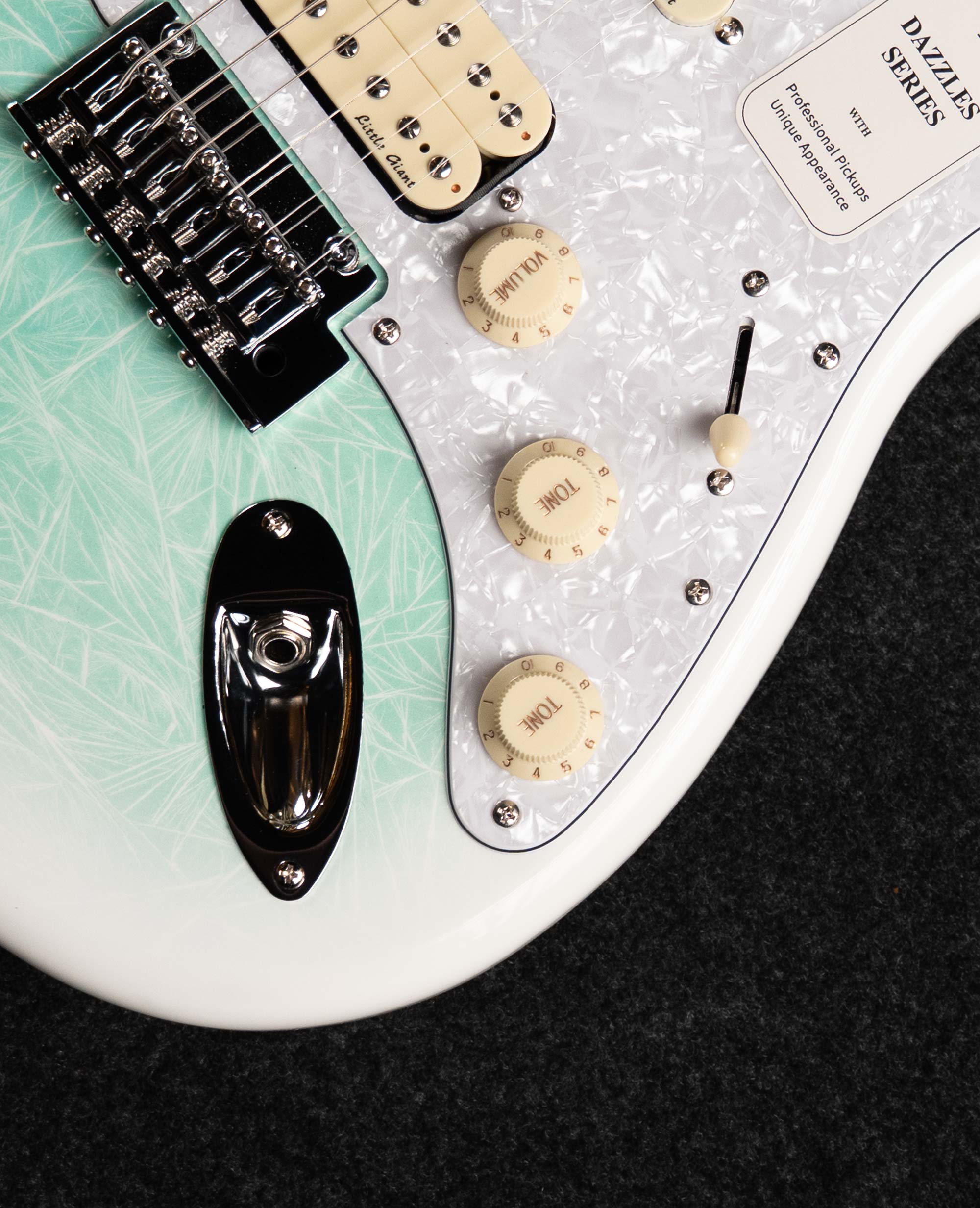 Электрогитара Saga Celestial Blue - купить в "Гитарном Клубе"