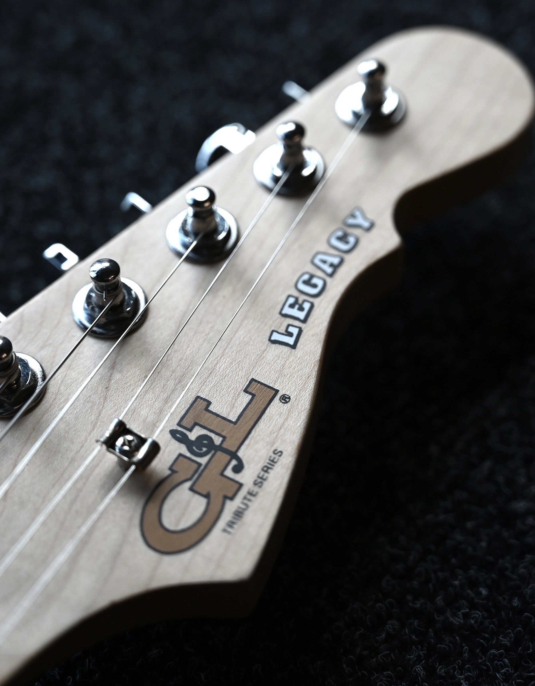 Электрогитара G&L Tribute Legacy Natural Ash MP - купить в "Гитарном Клубе"