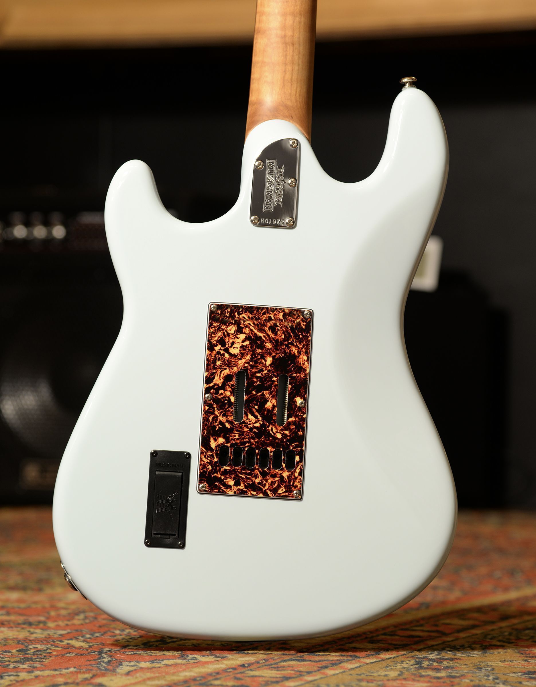 Электрогитара Music Man Cutlass SSS, Powder Blue - купить в "Гитарном Клубе"