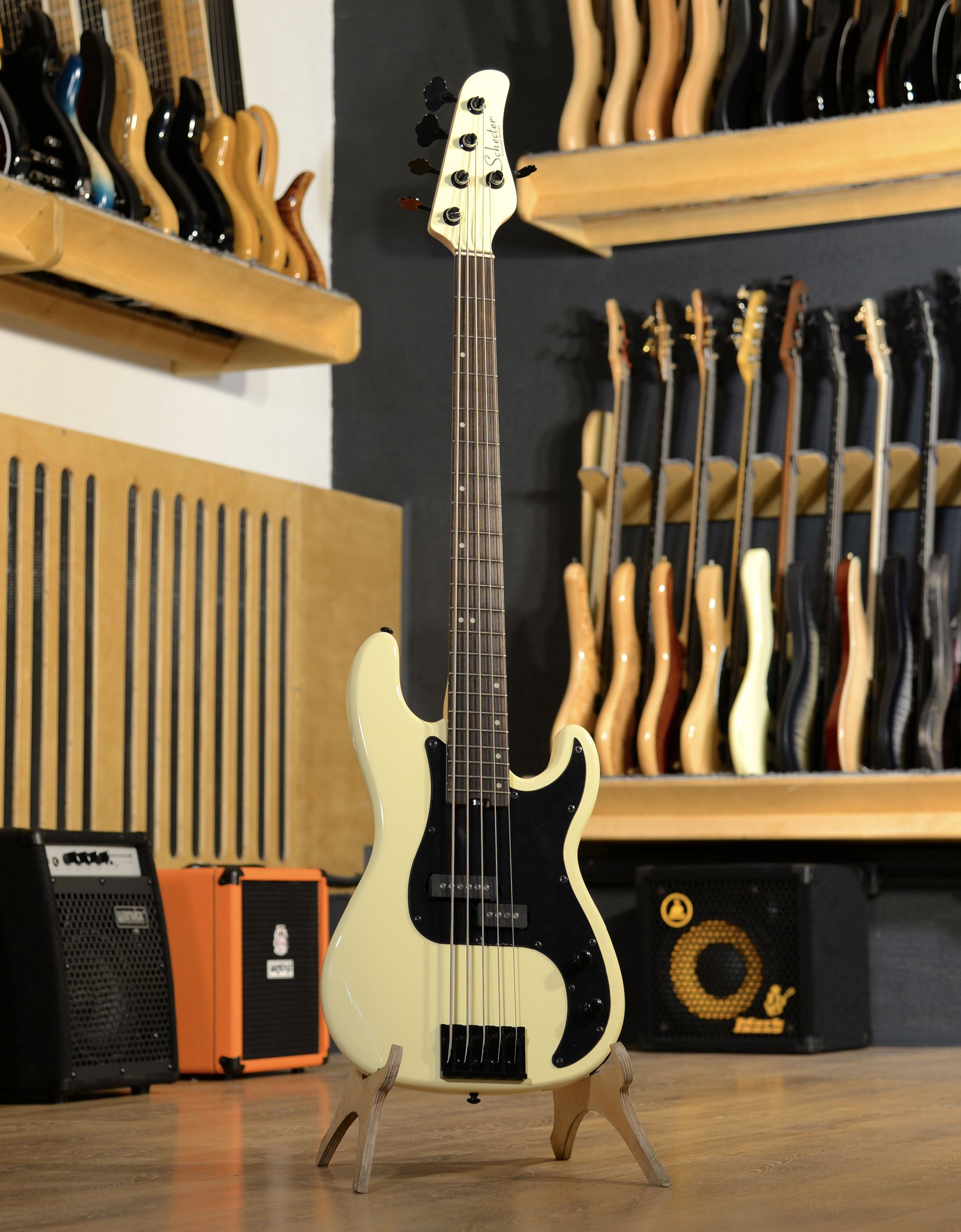 Бас-гитара Schecter P-5 IVY - купить в "Гитарном Клубе"