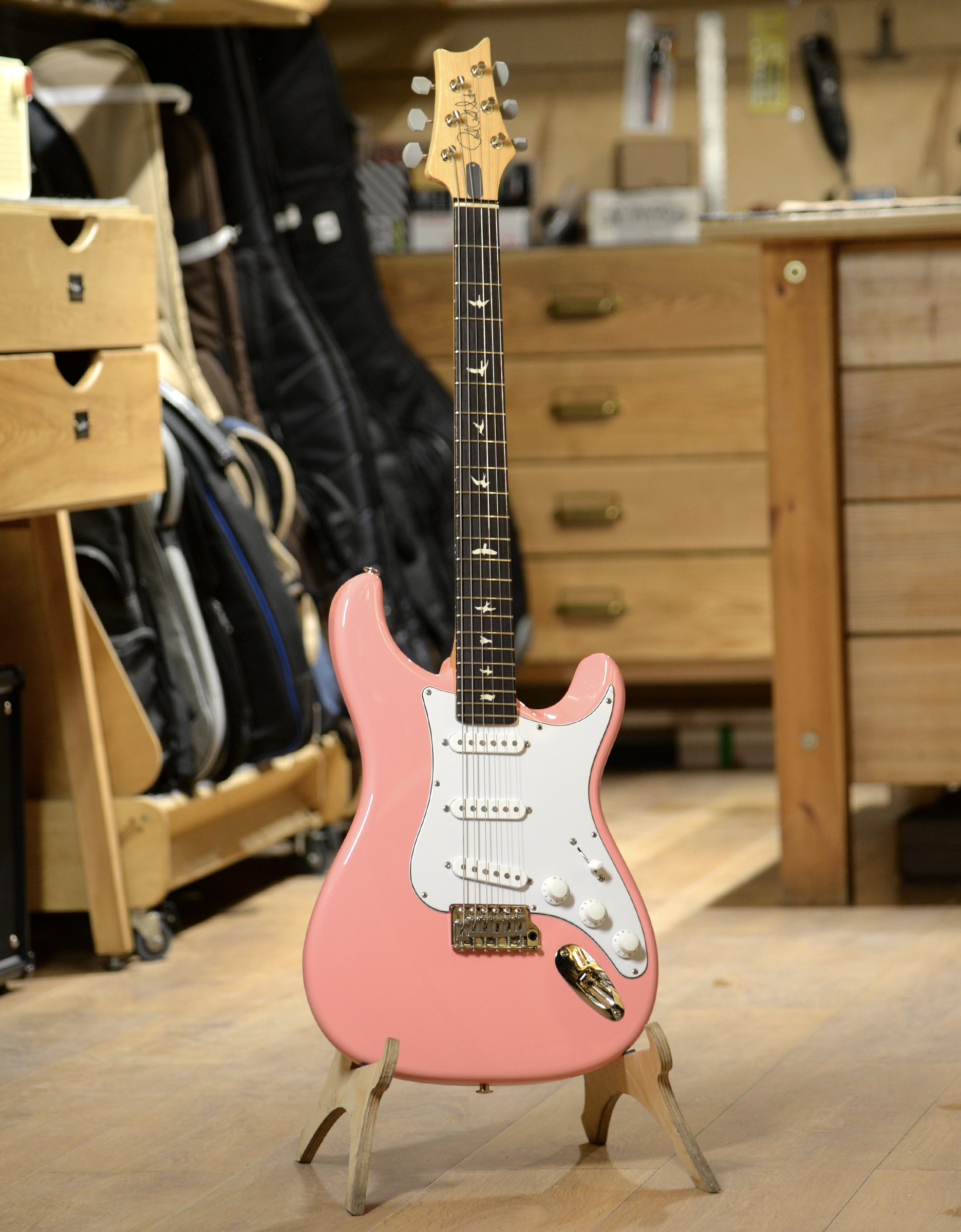 Электрогитара PRS JM SILVER SKY ROXY PINK - купить в "Гитарном Клубе"