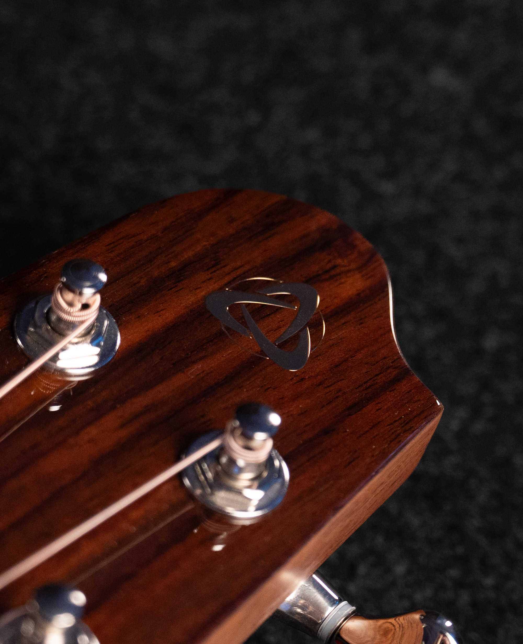 Электроакустическая гитара Covenant 150DE - купить в "Гитарном Клубе"