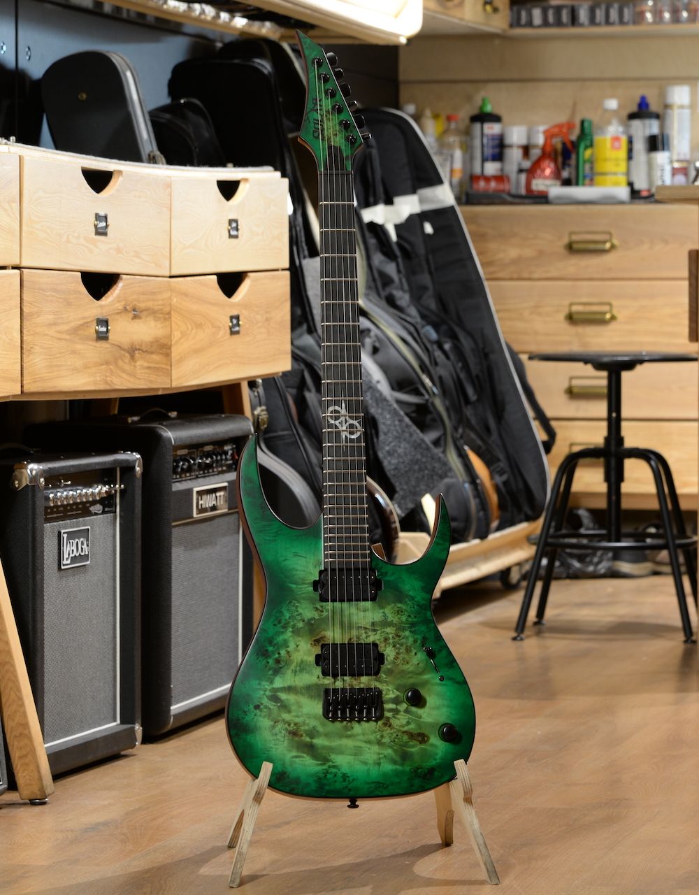 Электрогитара Solar Guitars S1.6HLB Lime Burst Matte - купить в "Гитарном Клубе"