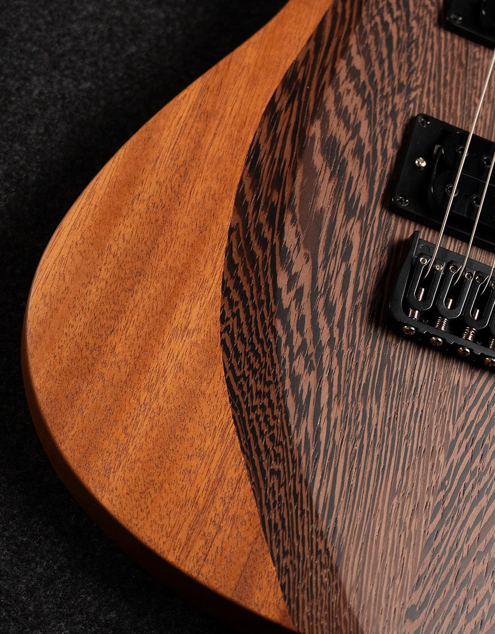 Электрогитара Inspector Phoenix 6 LE wenge - купить в "Гитарном Клубе"