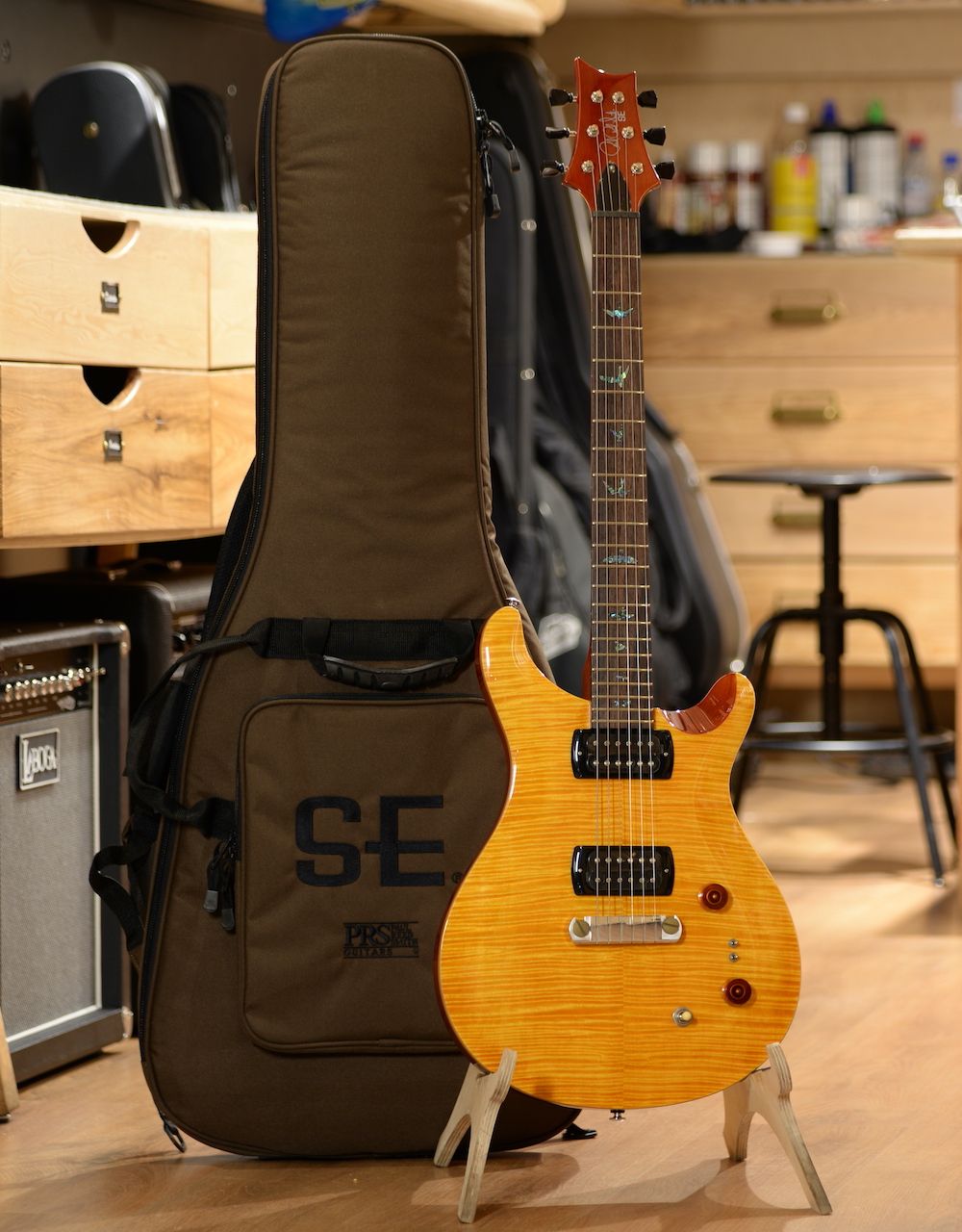 Электрогитара PRS SE PAULS GUITAR AMBER - купить в "Гитарном Клубе"