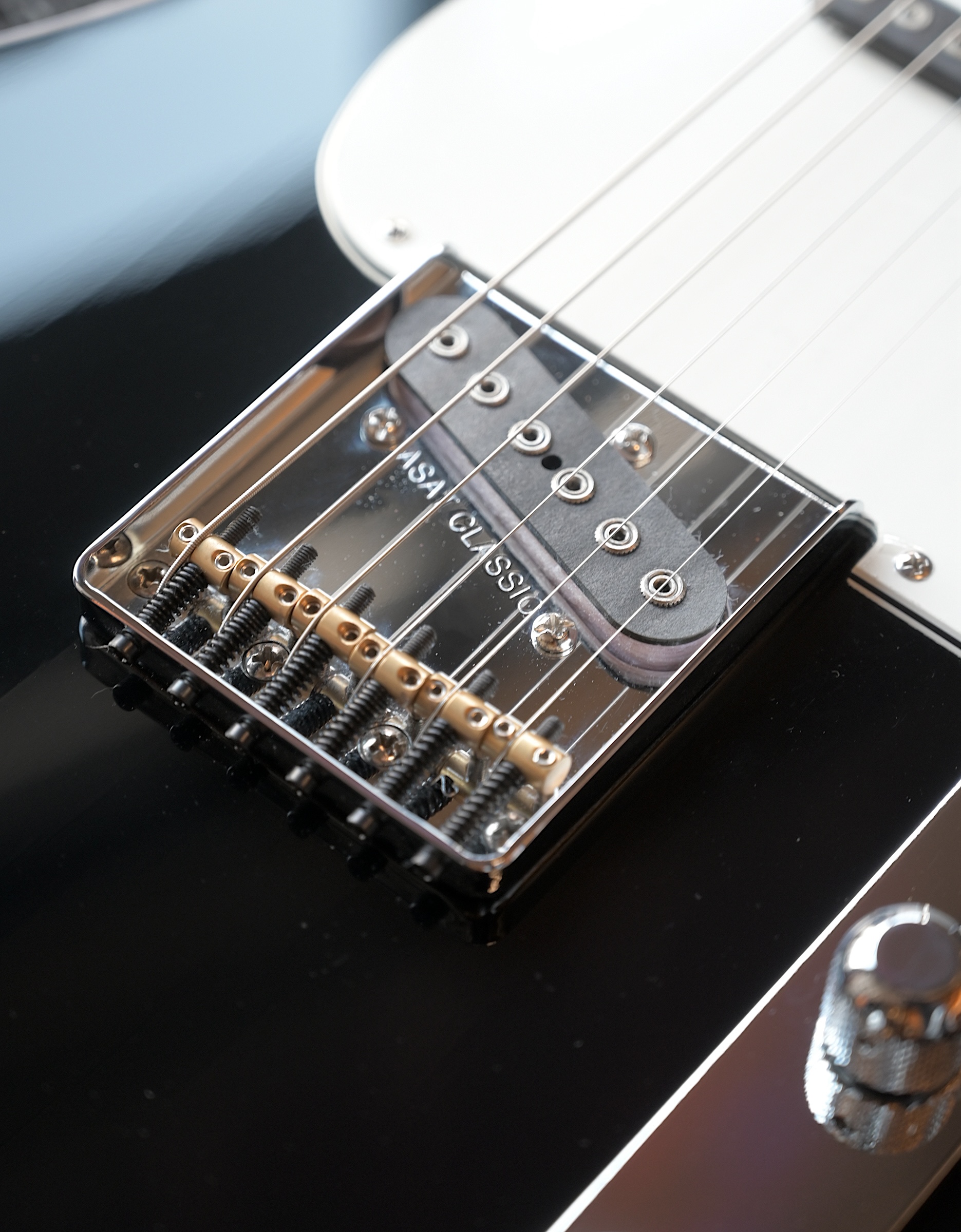 Электрогитара G&L FD ASAT Classic Jet Black CR - купить в "Гитарном Клубе"