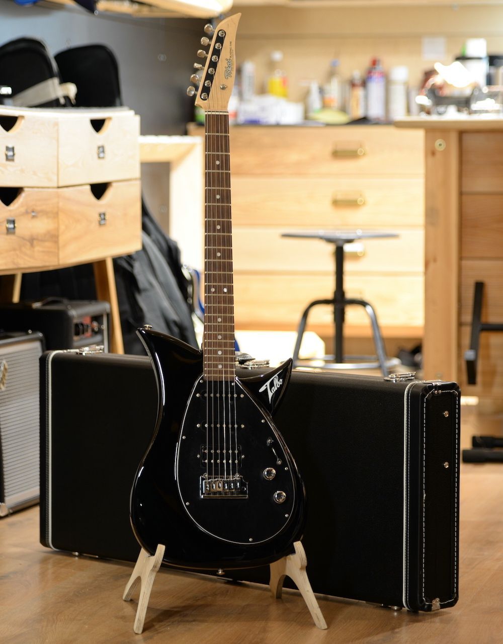 Электрогитара Tokai Talbo A148SH-BB - купить в "Гитарном Клубе"