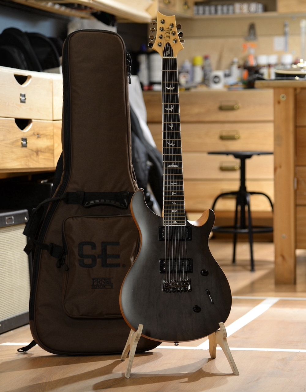 Электрогитара PRS SE MARK HOLCOMB SVN WALNUT/SATIN - купить в "Гитарном Клубе"
