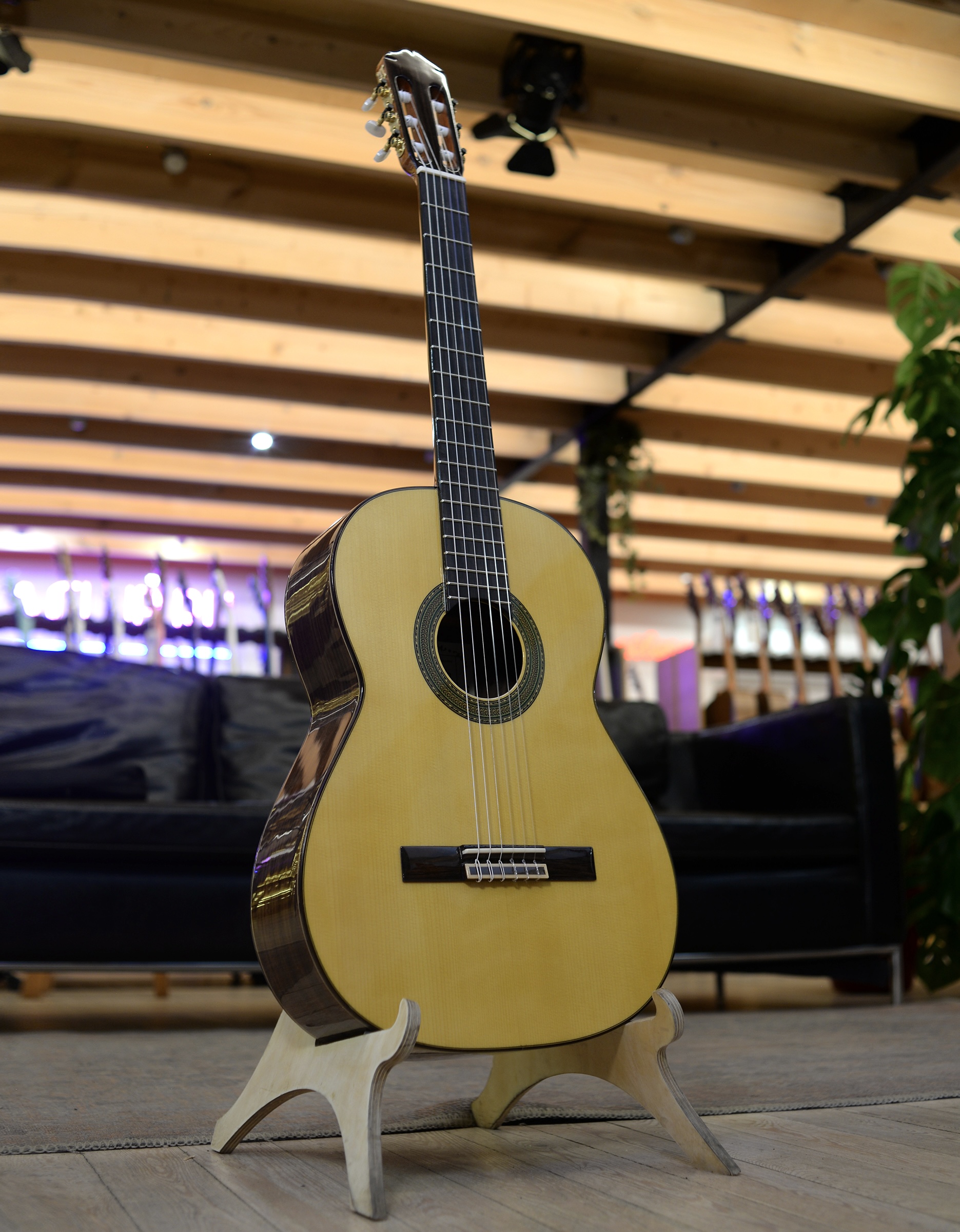 Классическая гитара Raimundo 128 Spruce - купить в "Гитарном Клубе"