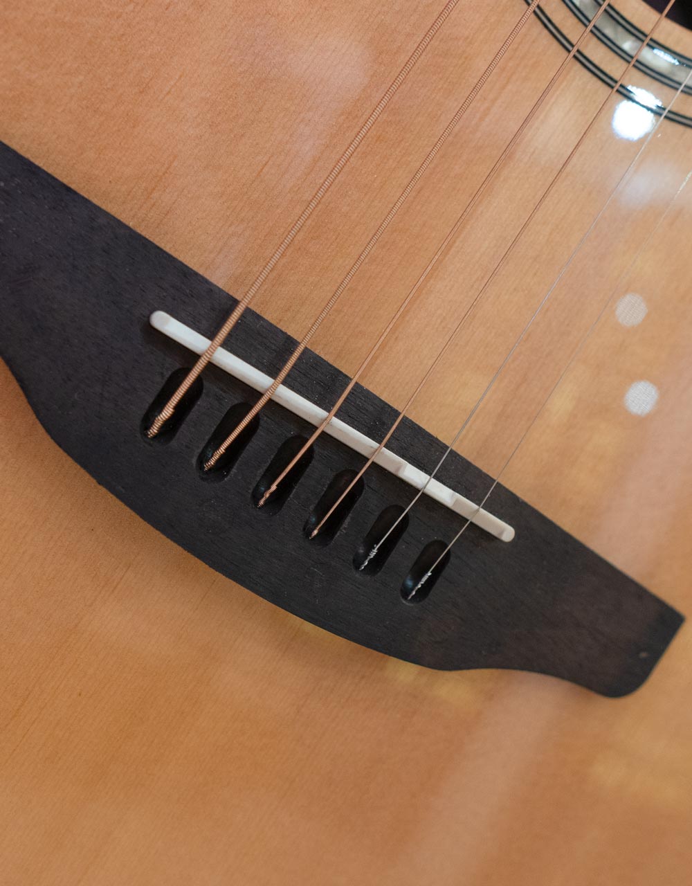 Электроакустическая гитара Ovation CS24-4 Celebrity Standard Mid-Depth Natural - купить в "Гитарном Клубе"