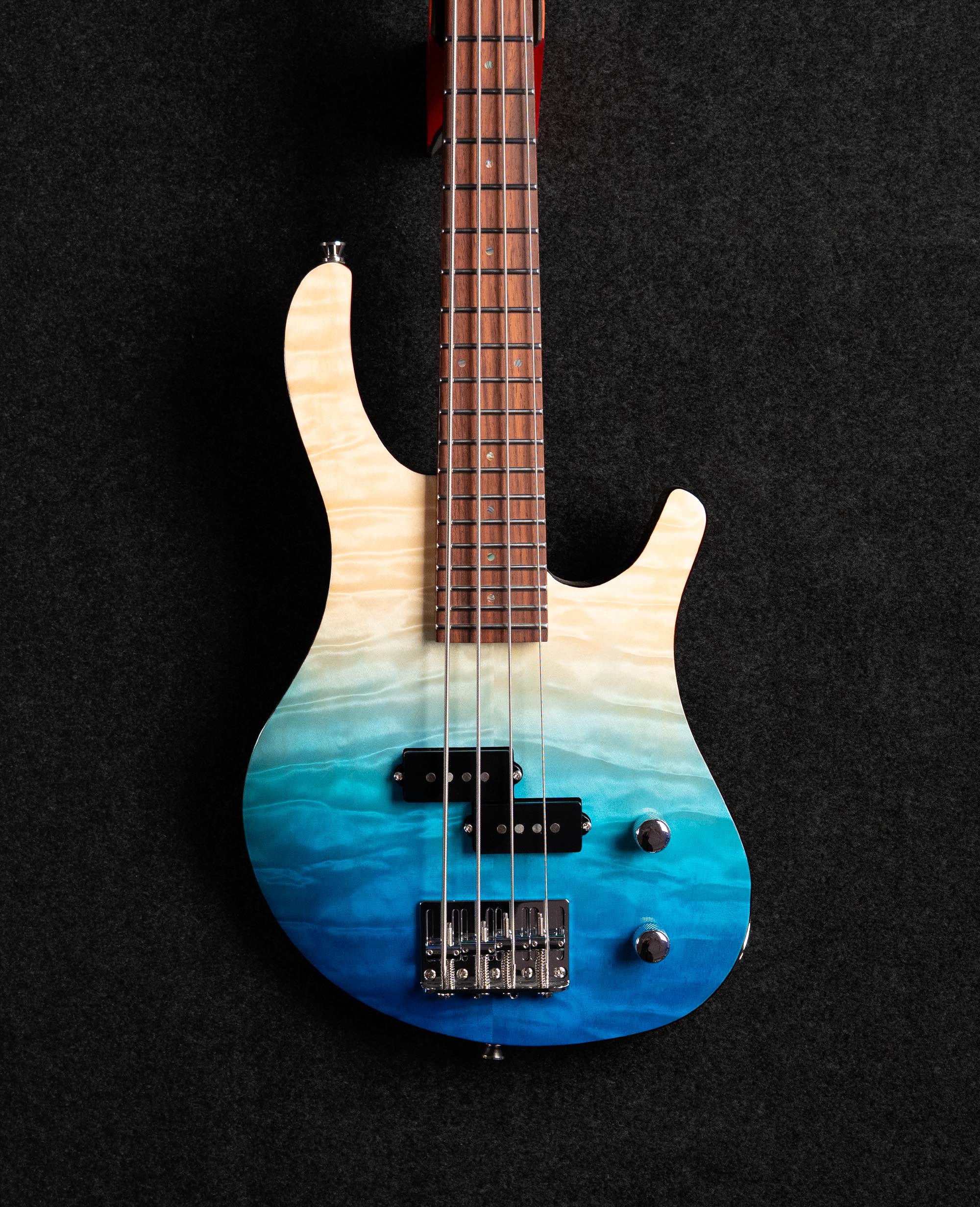 Бас-гитара уменьшенная Flight Mini Bass TBL - купить в "Гитарном Клубе"